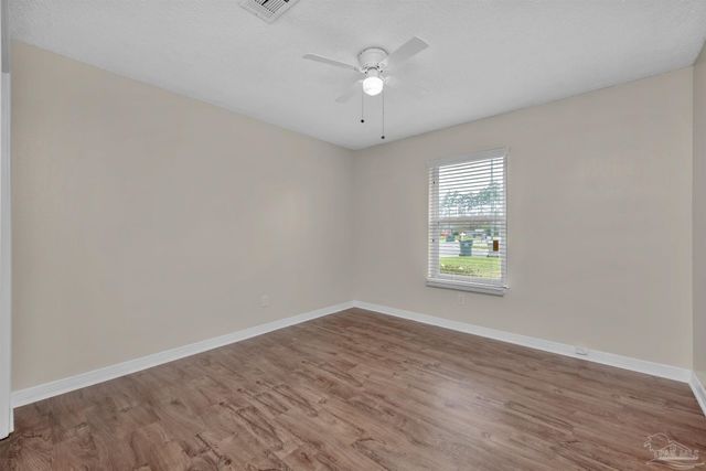 9033 Bluebay Ln, Pensacola, FL 32506