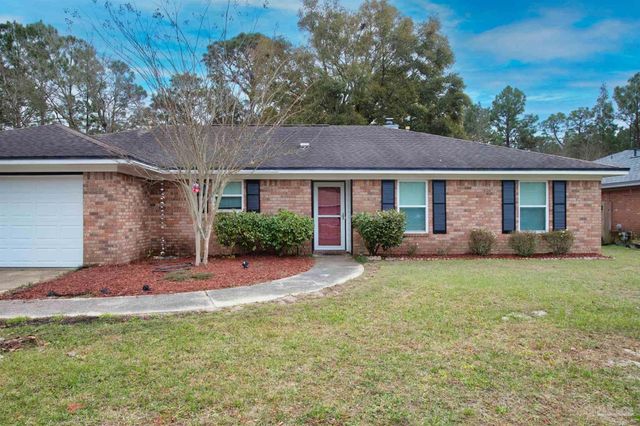 9033 Bluebay Ln, Pensacola, FL 32506