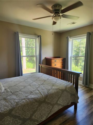 213 Deer Creek Trail, Walhalla, SC 29691