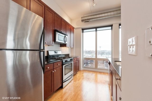 4814 N Clark Street 502S, Chicago, IL 60640