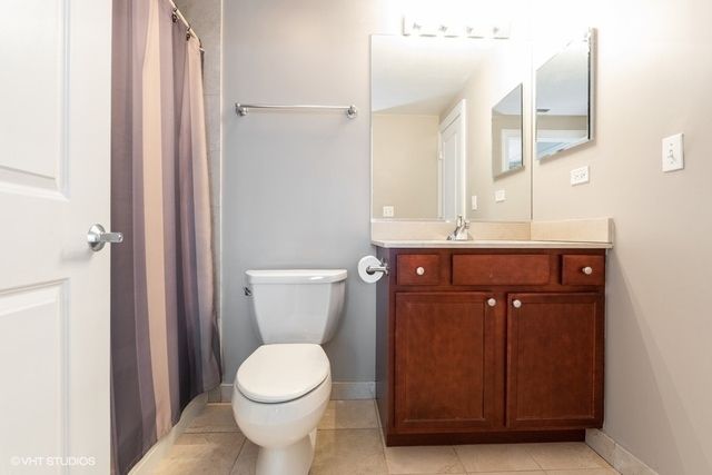 4814 N Clark Street 502S, Chicago, IL 60640