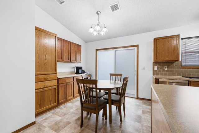 5001 W Newell Ave, Wichita, KS 67212