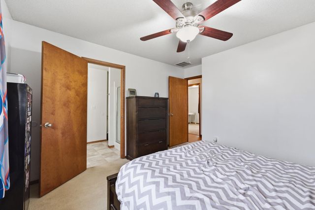 5001 W Newell Ave, Wichita, KS 67212