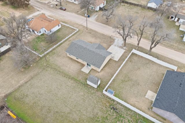 5001 W Newell Ave, Wichita, KS 67212