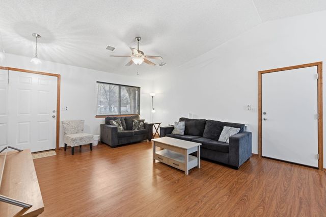 5001 W Newell Ave, Wichita, KS 67212