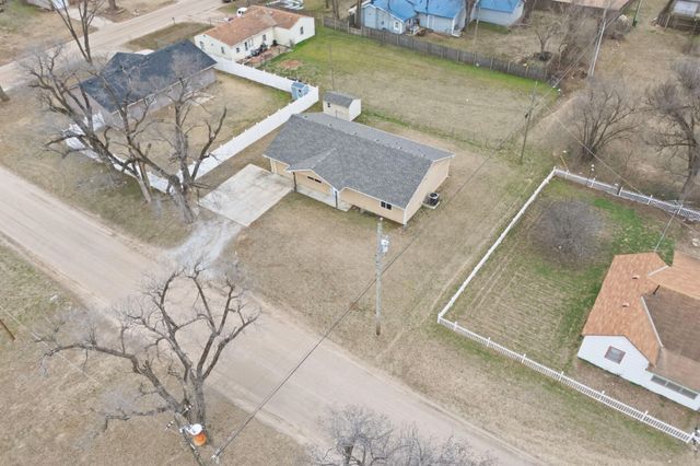 5001 W Newell Ave, Wichita, KS 67212