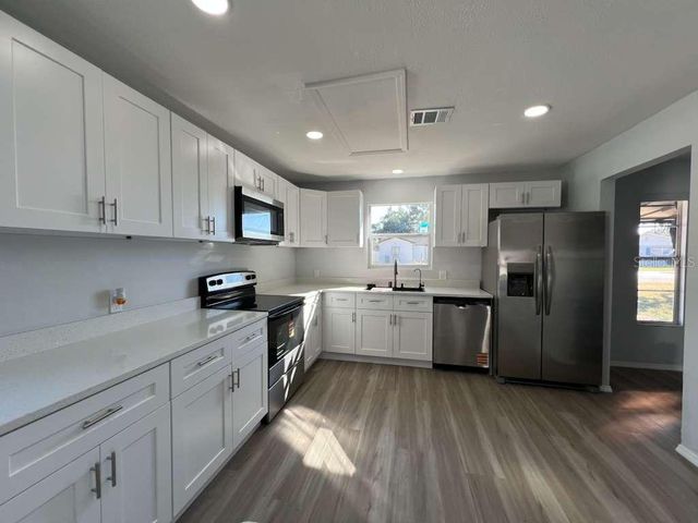 1731 AVENUE C NE, Winter Haven, FL 33881