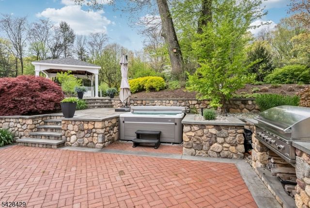 241 Grove Street, Ramsey Boro, NJ 07446