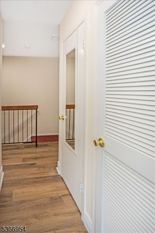 56 Woods Edge Dr, Roxbury Twp., NJ 07876
