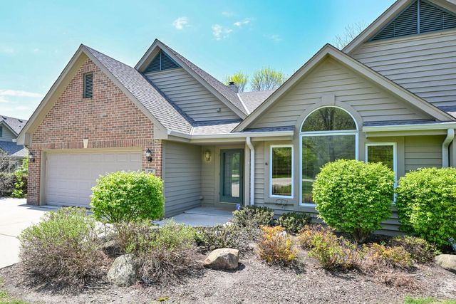 215 Kirkham COURT, Brookfield, WI 53045