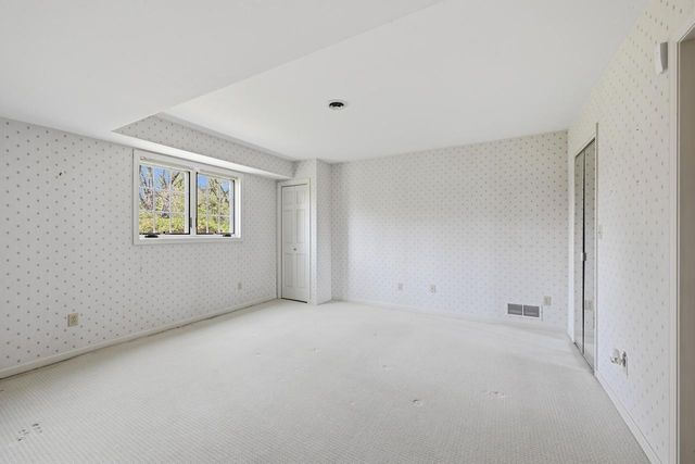 215 Kirkham COURT, Brookfield, WI 53045