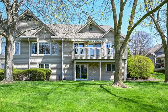 215 Kirkham COURT, Brookfield, WI 53045