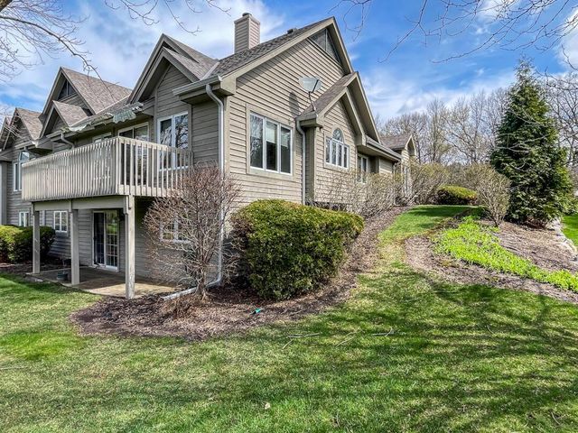 215 Kirkham COURT, Brookfield, WI 53045