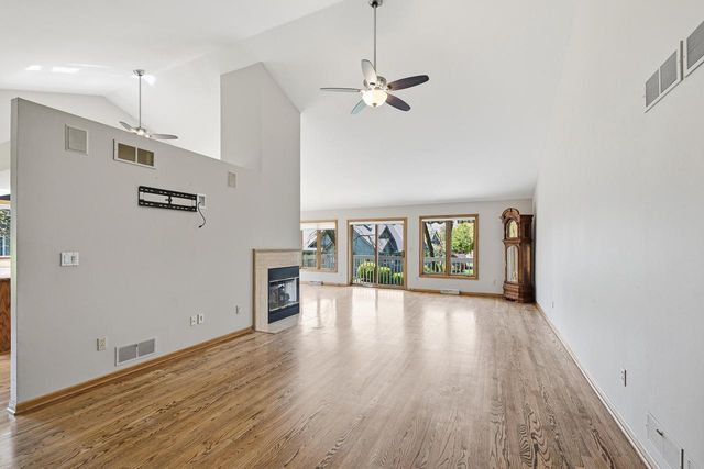 215 Kirkham COURT, Brookfield, WI 53045