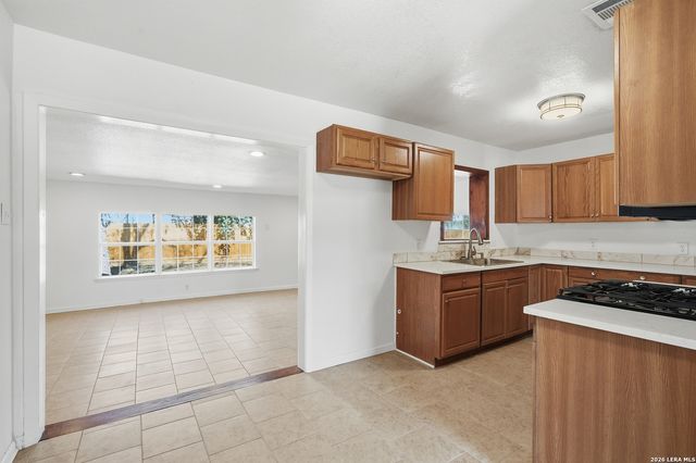 147 Marlena Dr, San Antonio, TX 78213