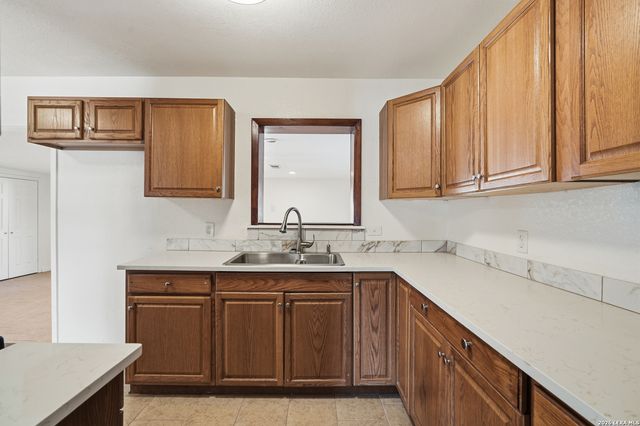 147 Marlena Dr, San Antonio, TX 78213