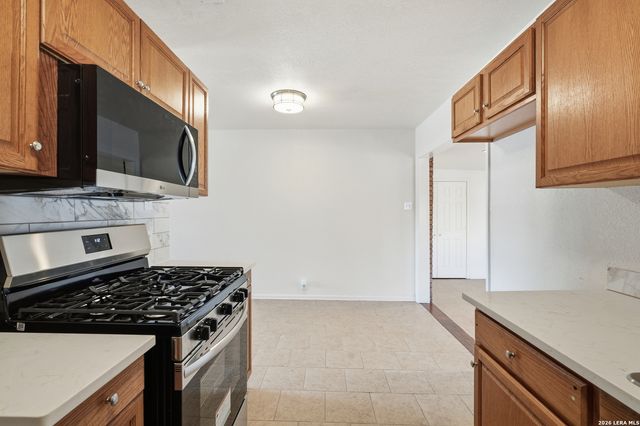 147 Marlena Dr, San Antonio, TX 78213