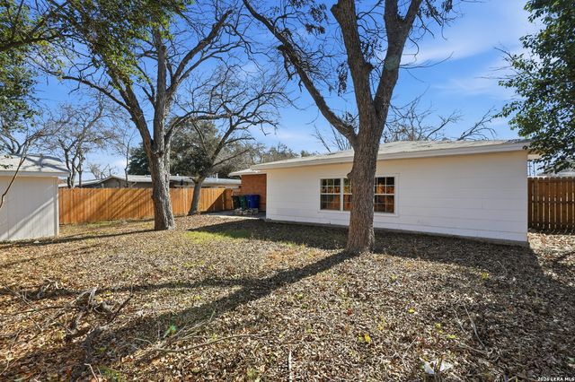 147 Marlena Dr, San Antonio, TX 78213