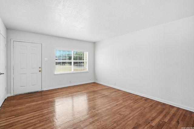 147 Marlena Dr, San Antonio, TX 78213