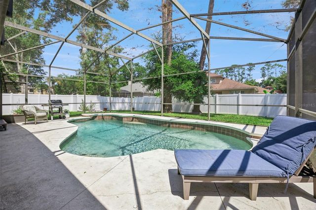 303 PINESTRAW CIRCLE, Altamonte Springs, FL 32714