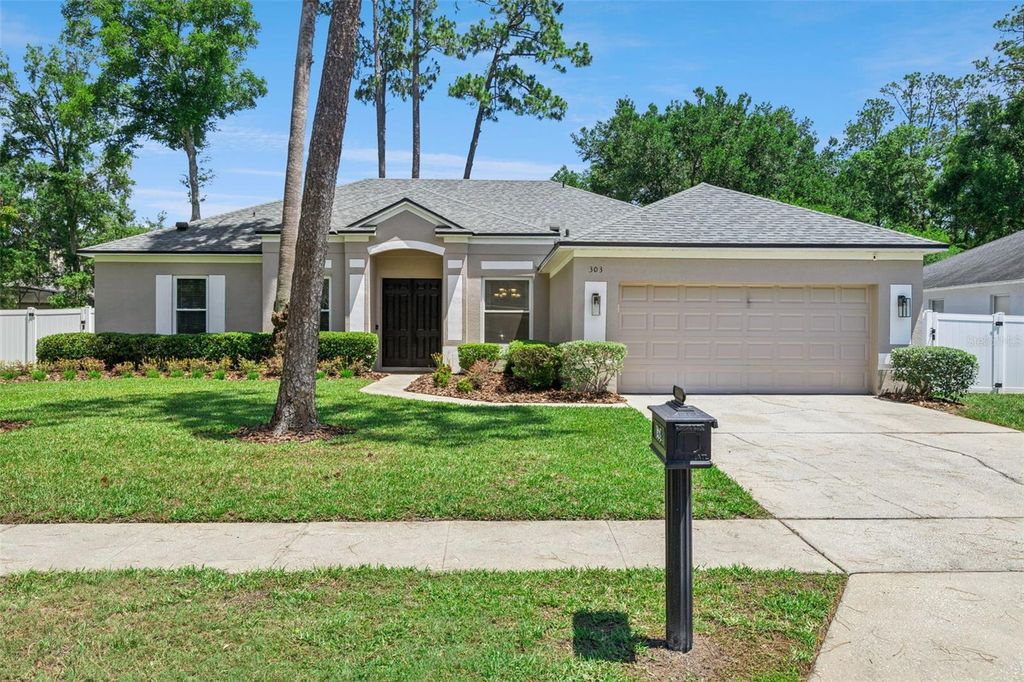 303 PINESTRAW CIRCLE, Altamonte Springs, FL 32714