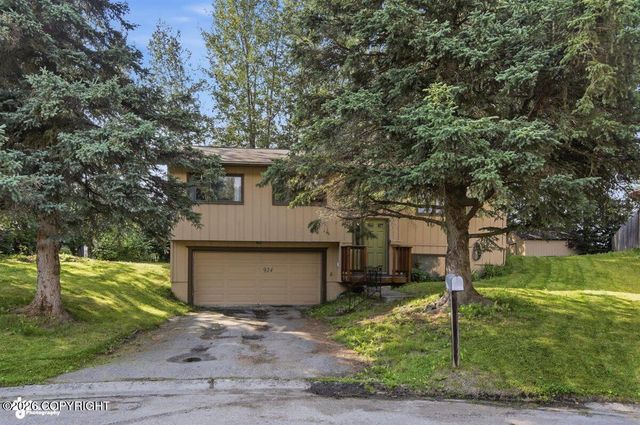 924 Norman Street, Anchorage, AK 99504