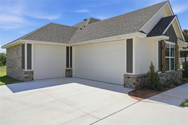 11179 Black Lion Court, Blanchard, OK 73010