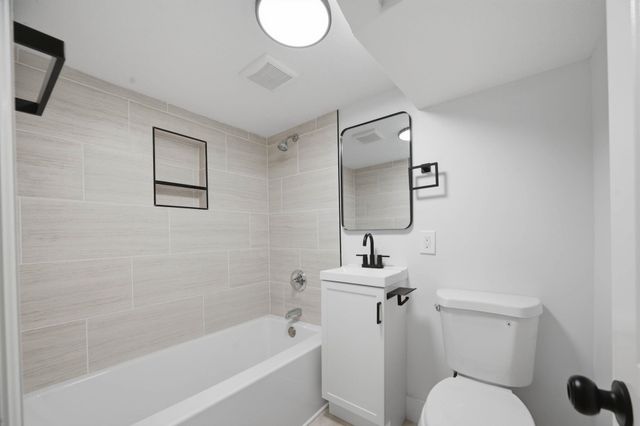 617 N Bluff, Wichita, KS 67208