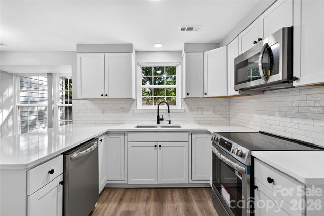 10730 Downpatrick Place, Charlotte, NC 28262