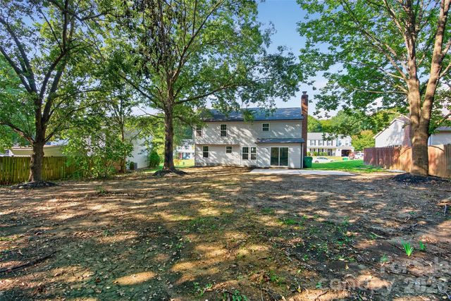 10730 Downpatrick Place, Charlotte, NC 28262