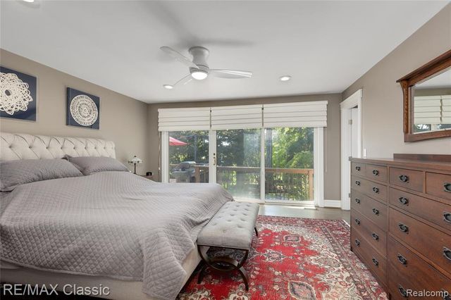 6600 Valley Spring Road, Bloomfield Hills, MI 48301
