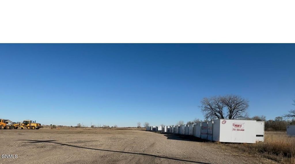 4801 Sibley Drive, Bismarck, ND 58504 photo 3