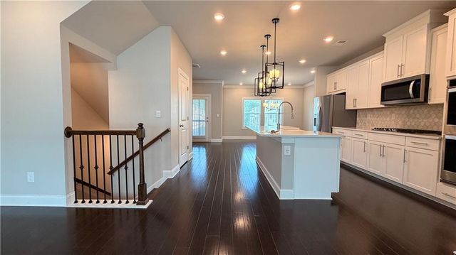 1012 Knoxboro Lane, Woodstock, GA 30188