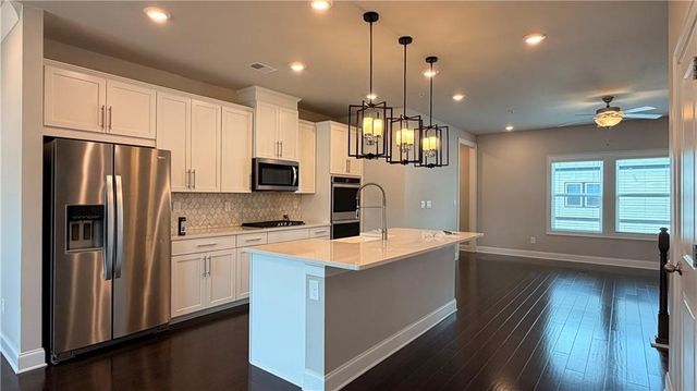 1012 Knoxboro Lane, Woodstock, GA 30188