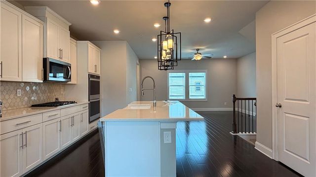 1012 Knoxboro Lane, Woodstock, GA 30188