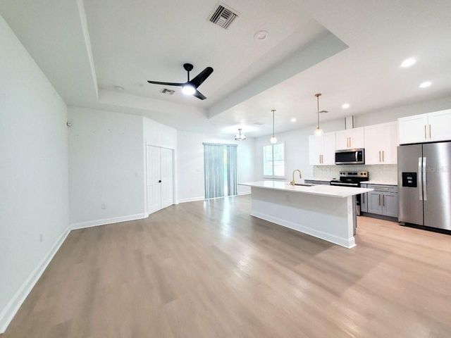 2616 E CAYUGA STREET, Tampa, FL 33610