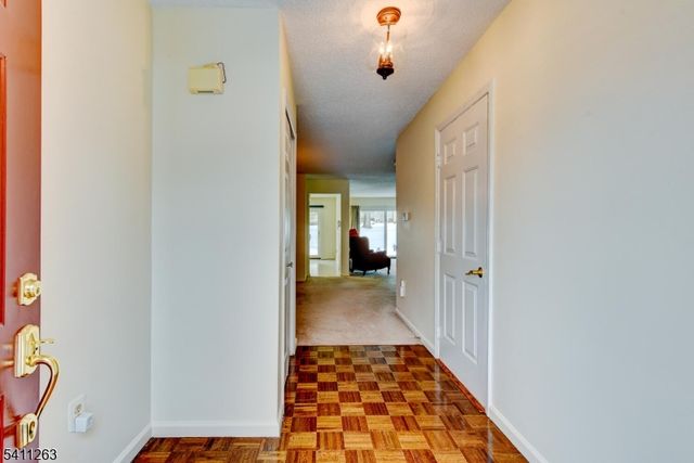 2403 WINDER DR, Bridgewater Twp., NJ 08807