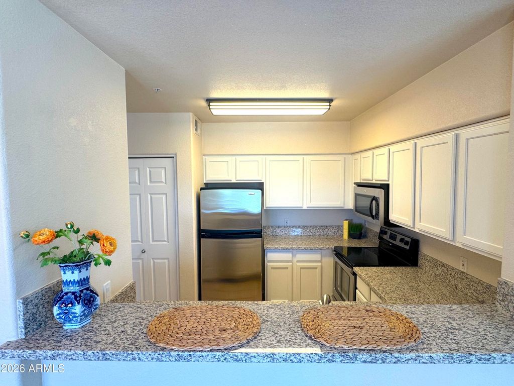 20100 N 78TH Place 2102, Scottsdale, AZ 85255 — photo 3