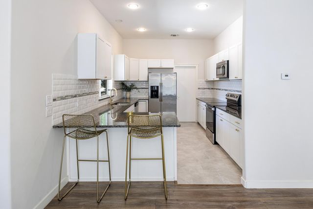 2645 Crazyhorse PASS, Austin, TX 78734