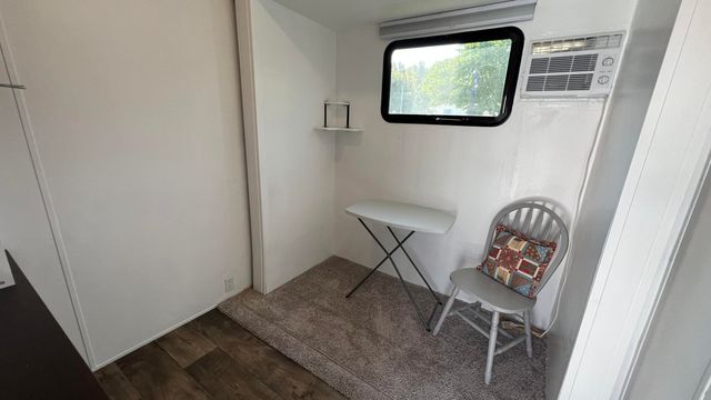 875 E Wells Street 20, South Haven City, MI 49090