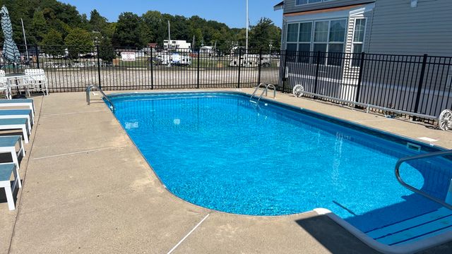 875 E Wells Street 20, South Haven City, MI 49090