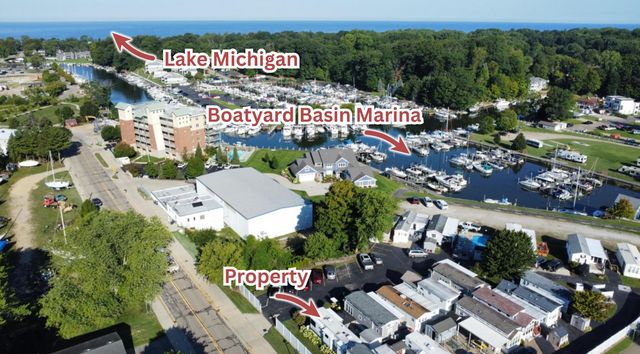 875 E Wells Street 20, South Haven City, MI 49090