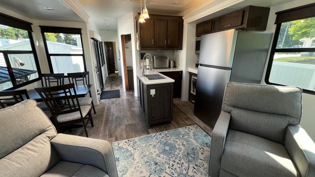 875 E Wells Street 20, South Haven City, MI 49090