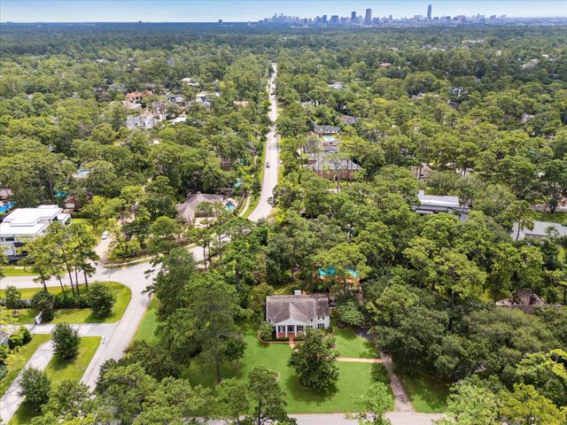 142 Hickory Ridge Drive, Houston, TX 77024