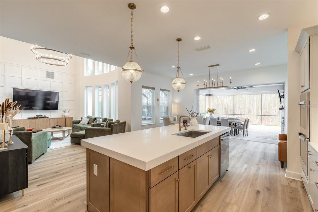 Image 11 of property listing at 6402 LIMMERICK LANE, Port Orange, FL 32128