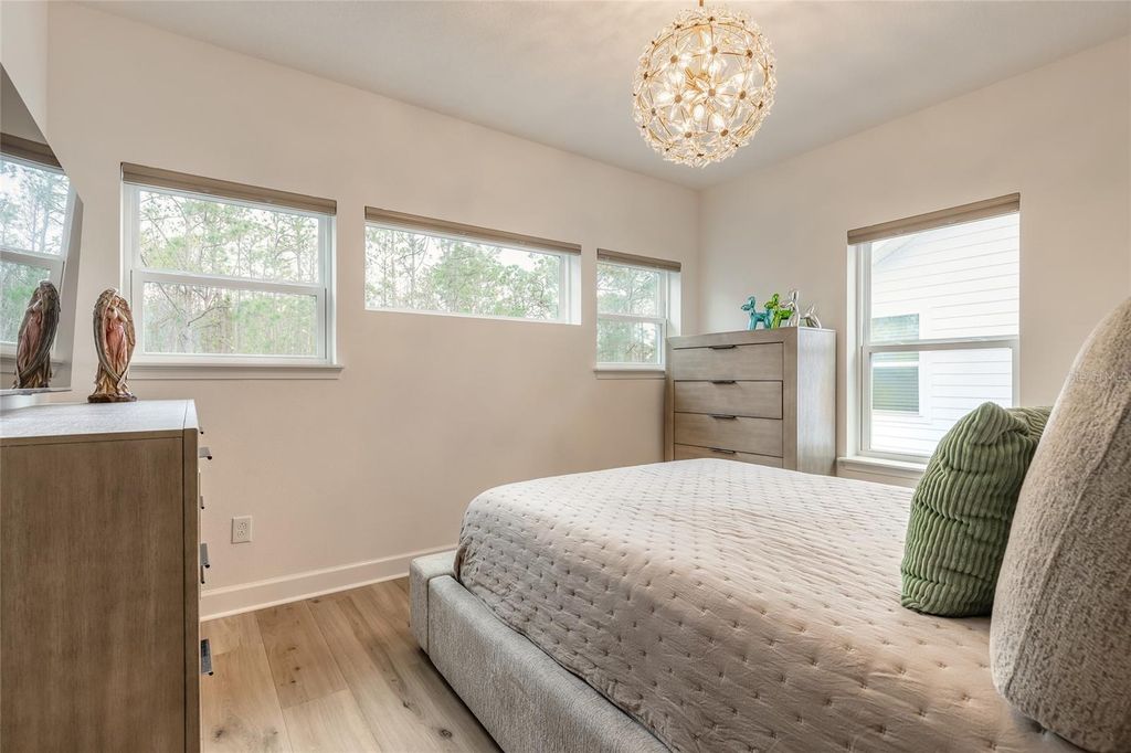 Image 38 of property listing at 6402 LIMMERICK LANE, Port Orange, FL 32128