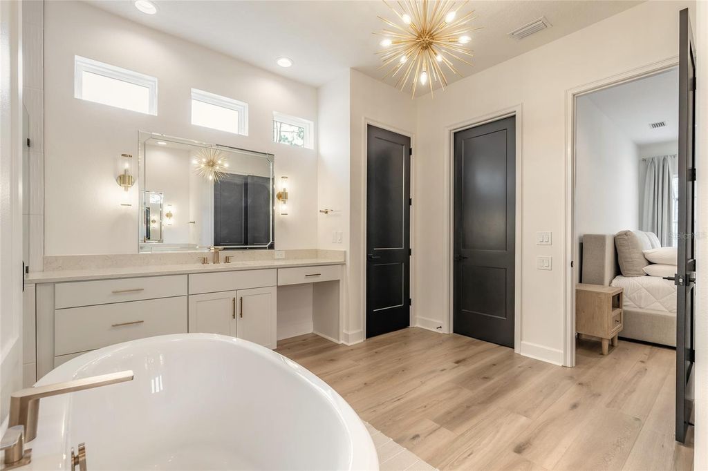 Image 57 of property listing at 6402 LIMMERICK LANE, Port Orange, FL 32128