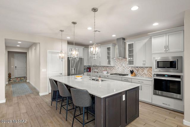 555 N Pecan Canyon Lane, Sahuarita, AZ 85629