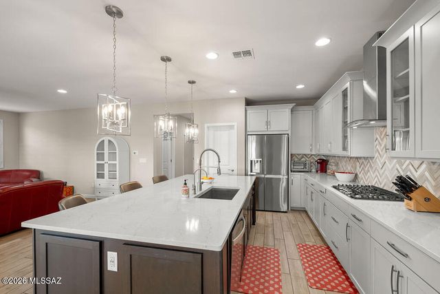 555 N Pecan Canyon Lane, Sahuarita, AZ 85629