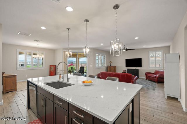 555 N Pecan Canyon Lane, Sahuarita, AZ 85629
